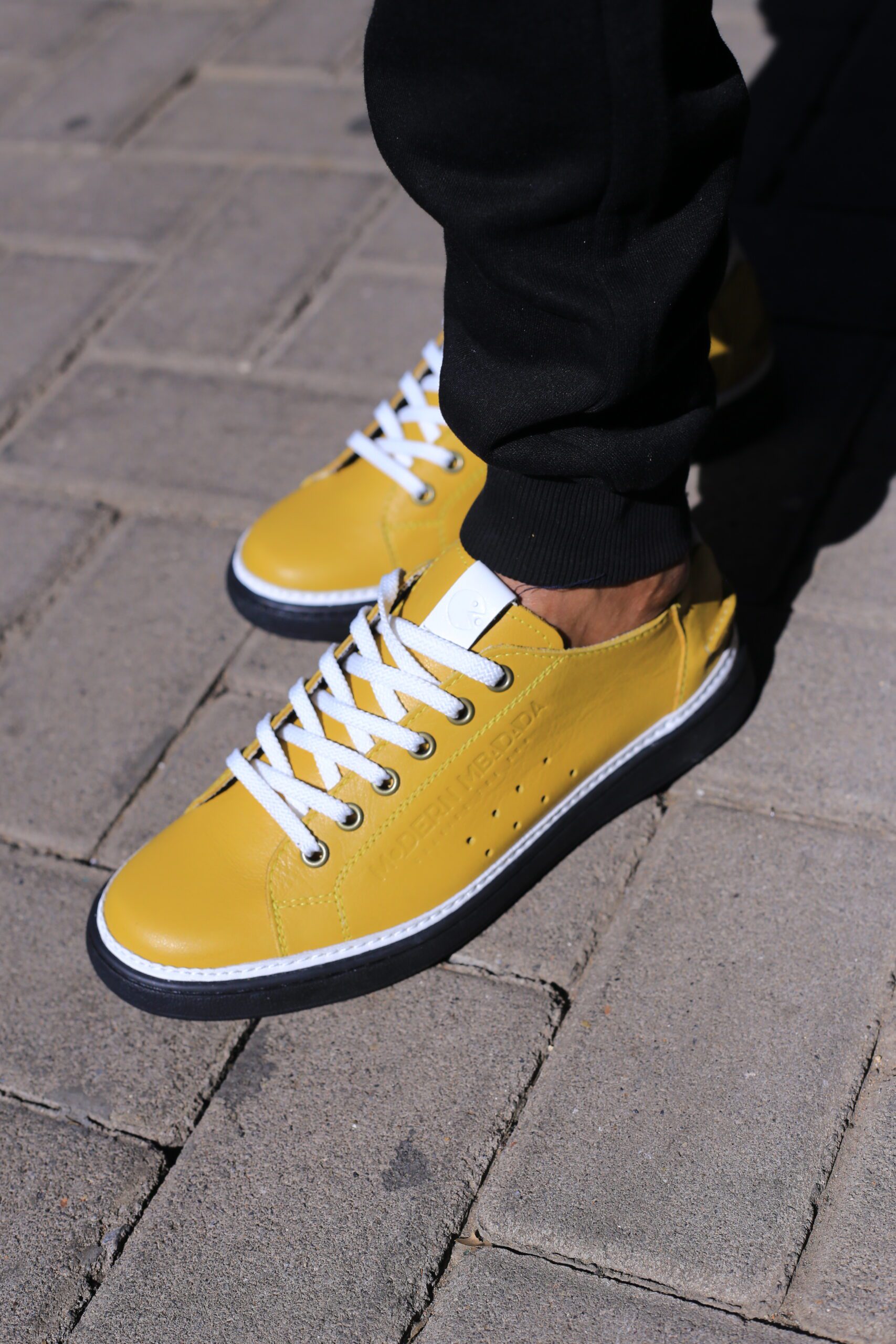 Modern Mbadada classic sneaker Mustard and Black/brown/white Sole - Image 3