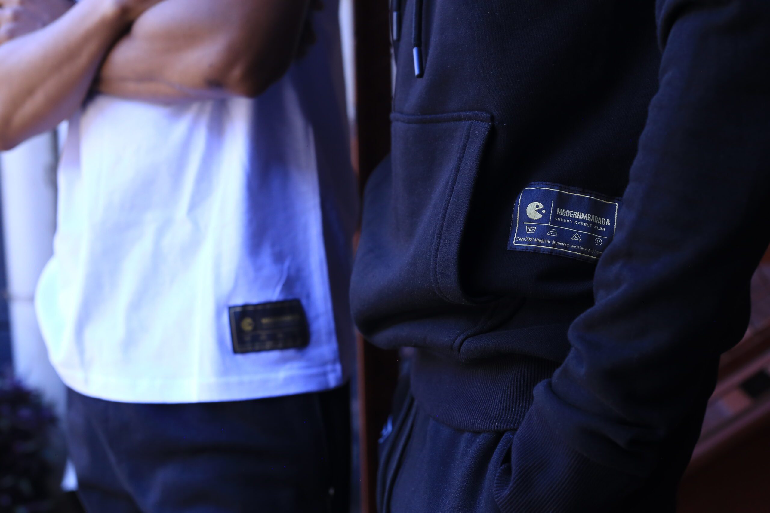 Modern Mbadada simple t-shirt - Image 6