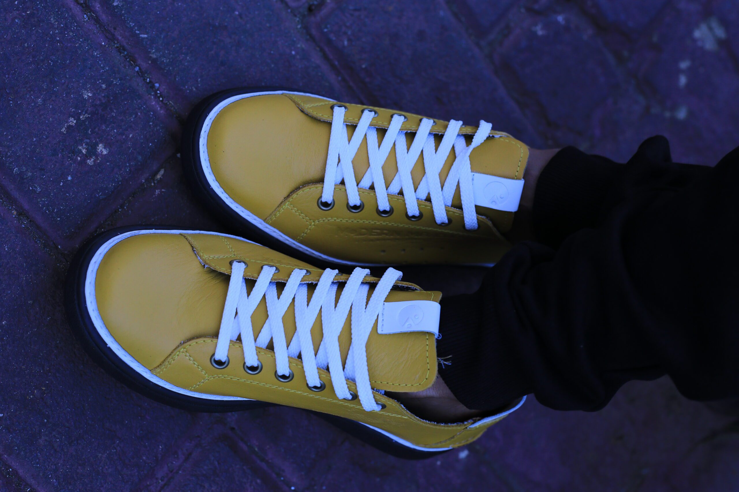 Modern Mbadada classic sneaker Mustard and Black/brown/white Sole - Image 6