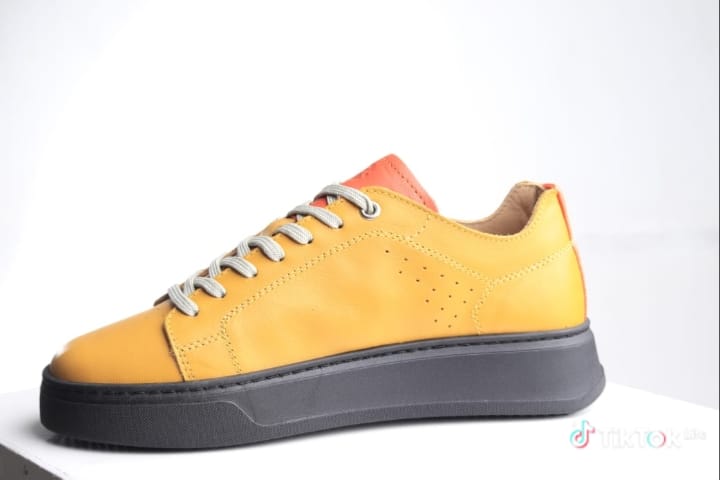 Modern Mbadada Goduka Mustard/Black sole - Image 3